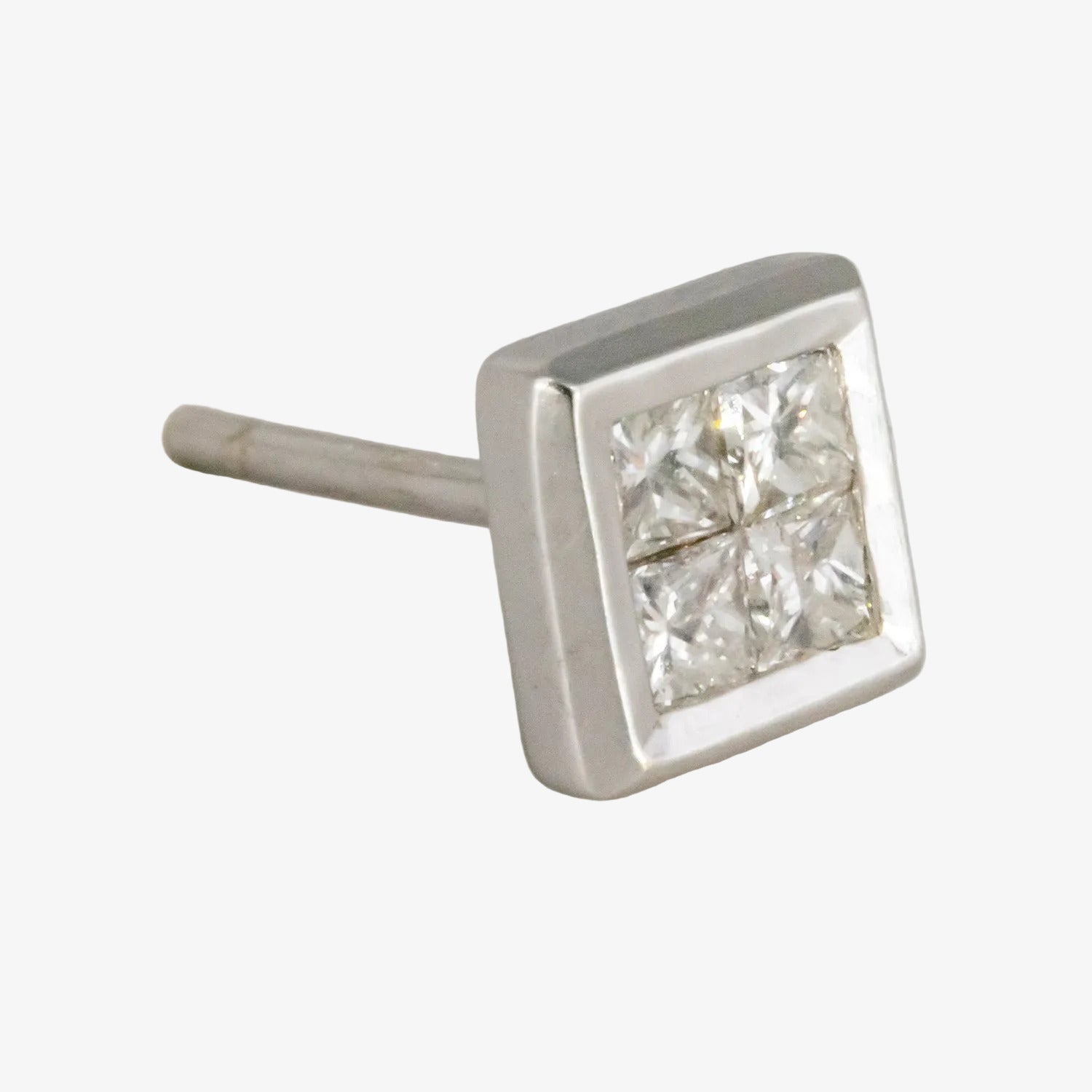 Pendientes de oro blanco 18 kt. con diamantes talla princesa