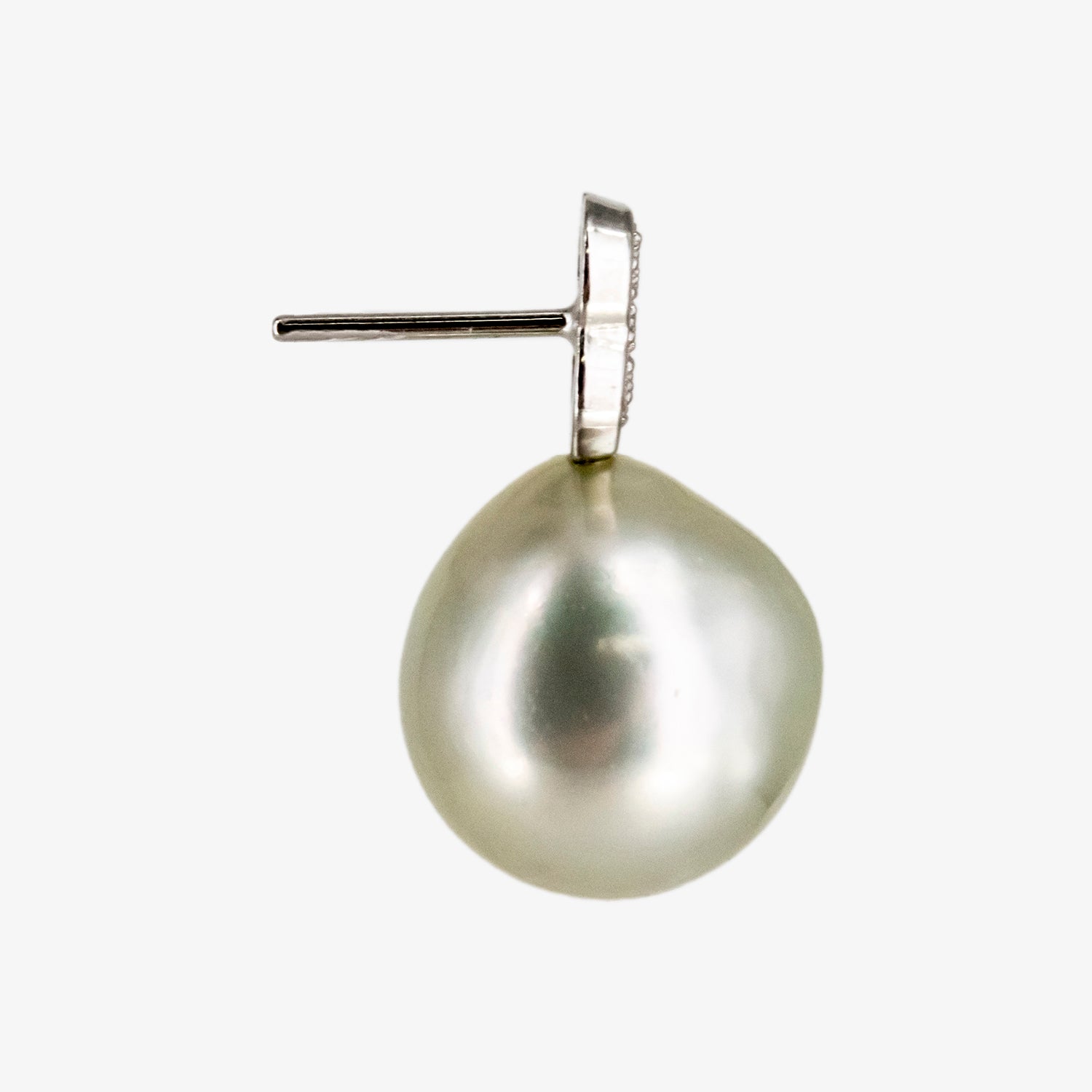 Pendientes de oro blanco de 18 kt. con perlas australianas y diamantes