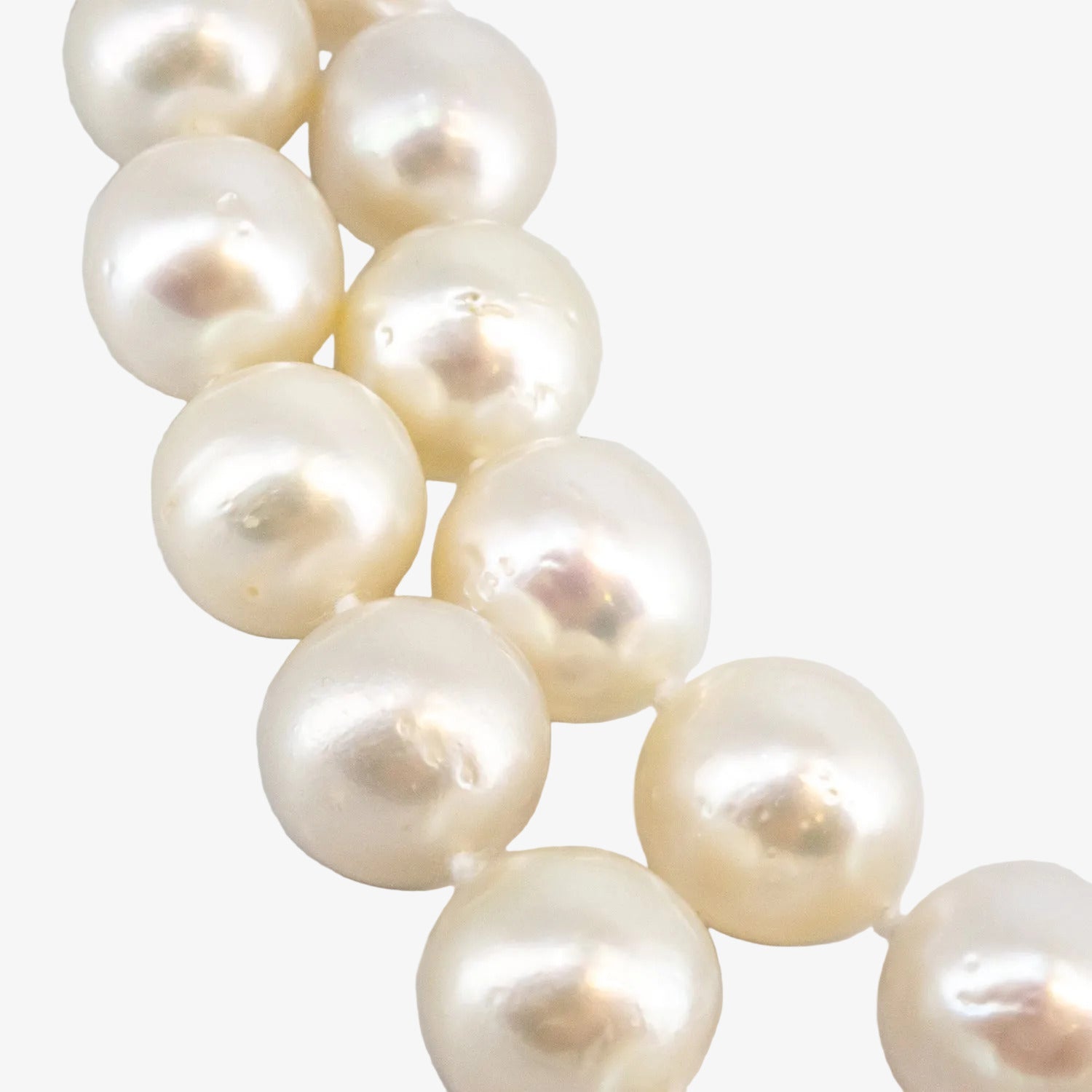 Collar de perlas australianas con broche de oro blanco de 18 kt.