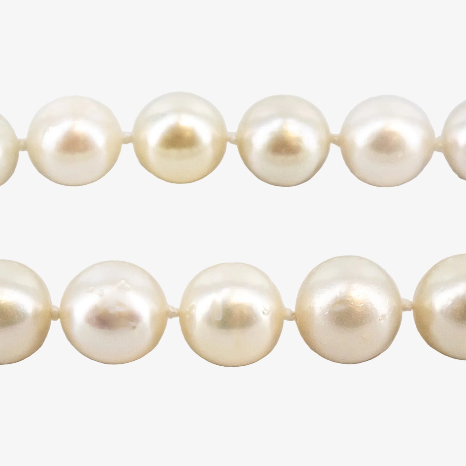 Collar de perlas australianas con broche de oro blanco de 18 kt.