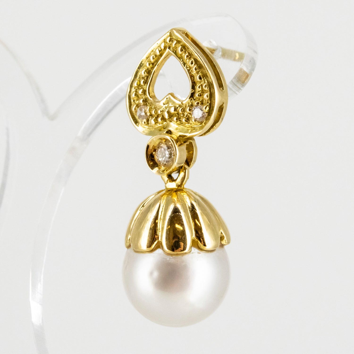 Pendientes vintage de oro de 18 kt. con diamantes y perlas australianas