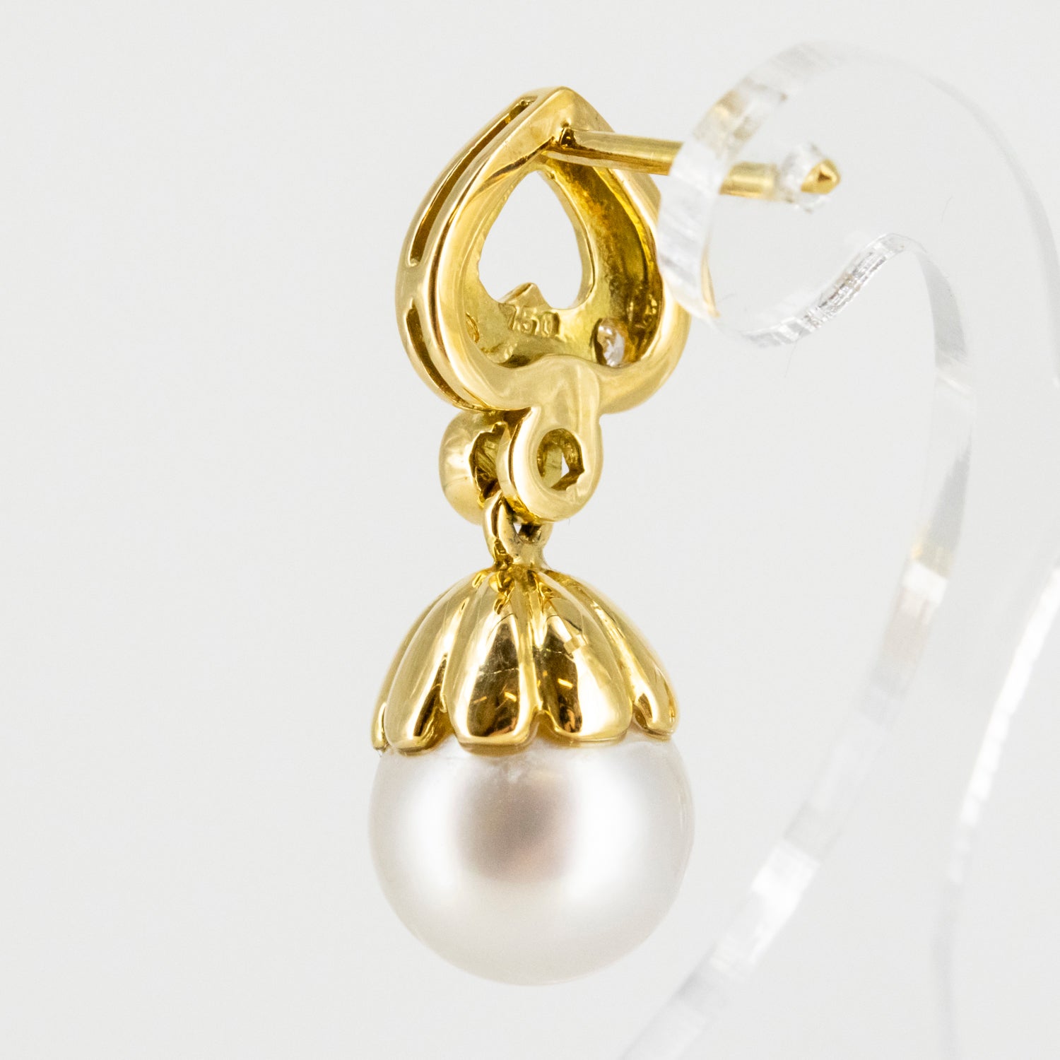 Pendientes vintage de oro de 18 kt. con diamantes y perlas australianas